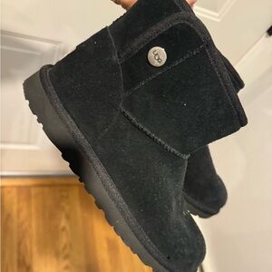 Ugg size 5 black